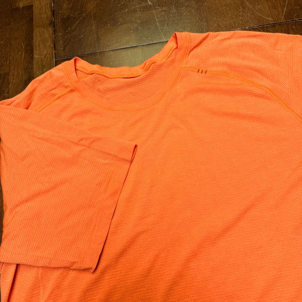 Lululemon Metal Vent Tech Shirt Mens XXL Orange Short Sleeve Athletic Tee‎ - Picture 2 of 8